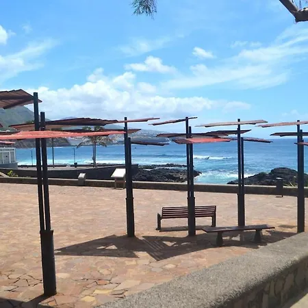 With An Ocean View Apartment *